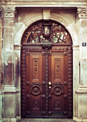 弄清大門朝向風水,旺宅有「門路」