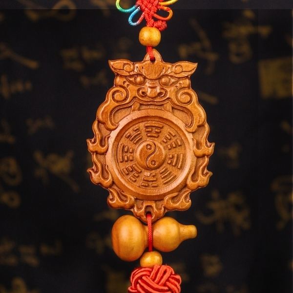 入戶門上掛葫蘆圖片