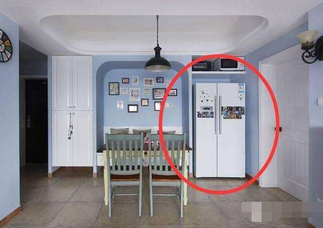冰箱放客廳最佳位置效果圖
