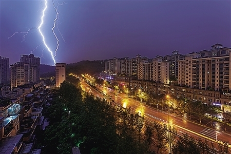 雷劈的地方是好風水嗎 雷打雪又是好徵兆嗎