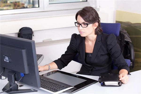 辦公室門對門的化解方法