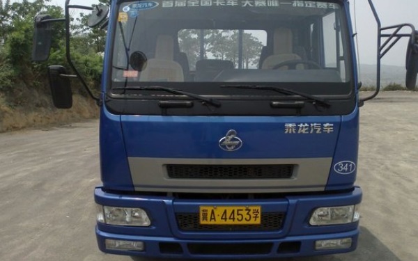 不同顏色車牌分別代表什麼意思 常見藍色車牌適用於普通小型車