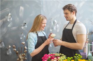 催兩人感情將八字放枕頭底下有用嗎