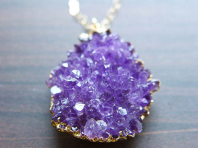 如何根據五行帶水晶？