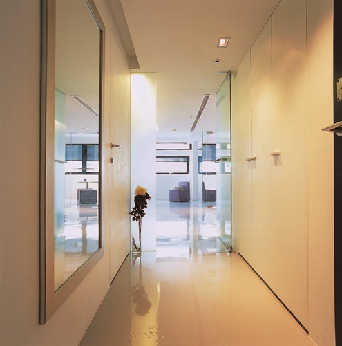 玄關擺放鏡子與家居風水有什麼的關係