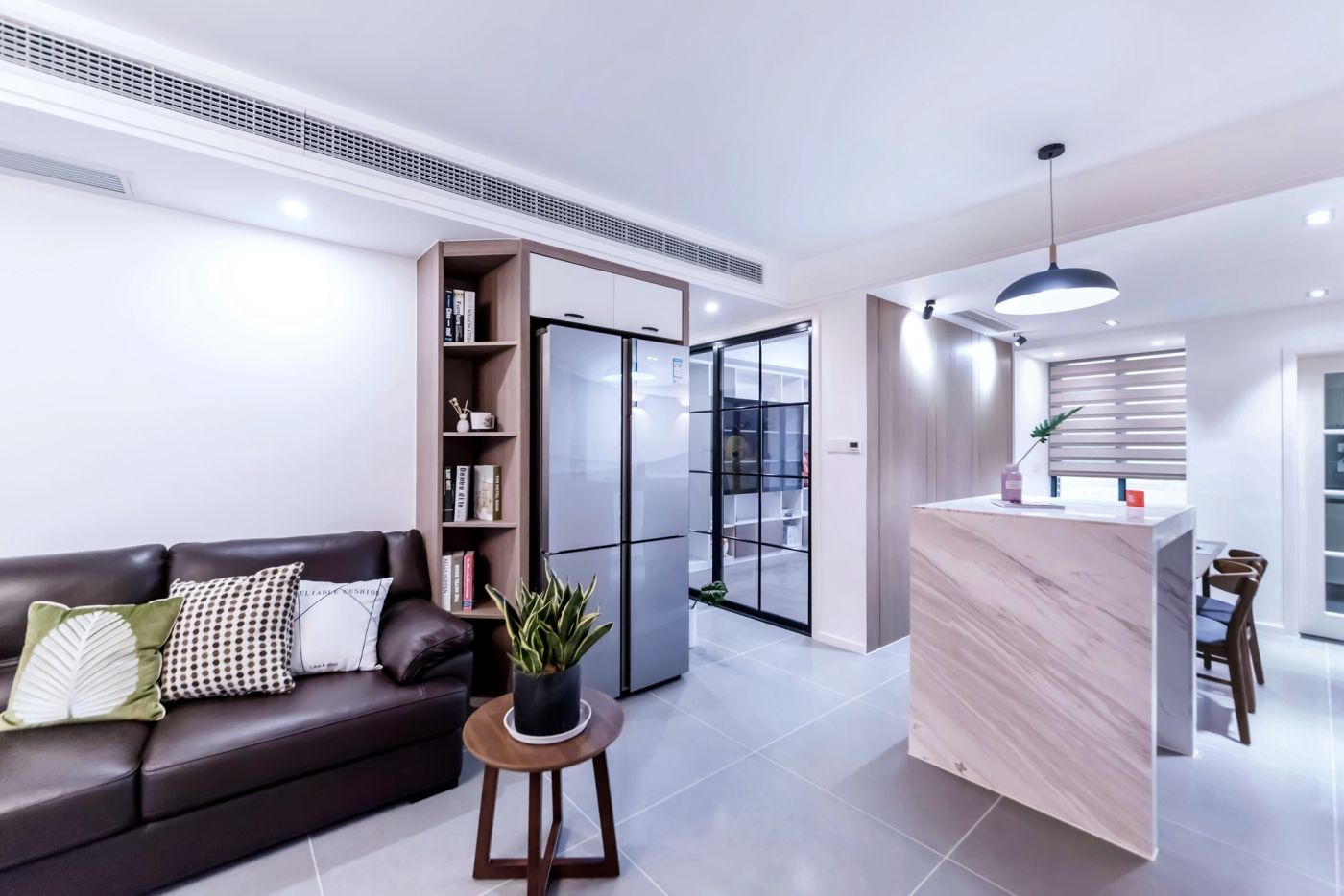 冰箱放客廳最佳位置效果圖