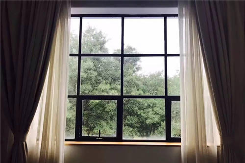 窗戶對門必定死人是真的嗎 如何化解