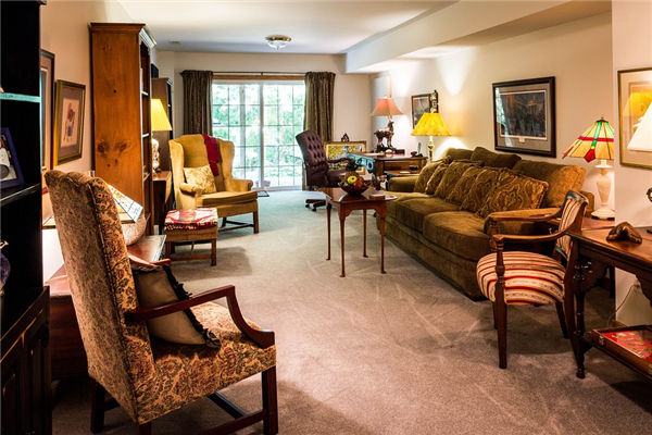 進門見沙發風水好不好