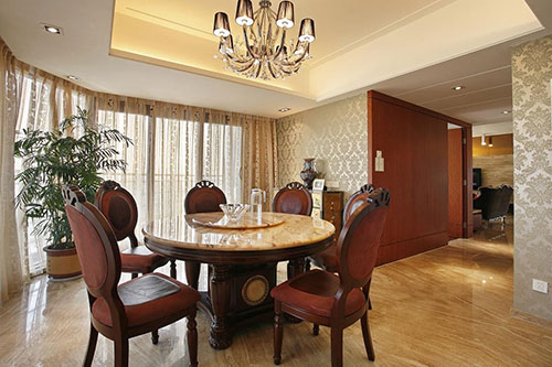 衛生間門對著餐廳 風水存在什麼問題