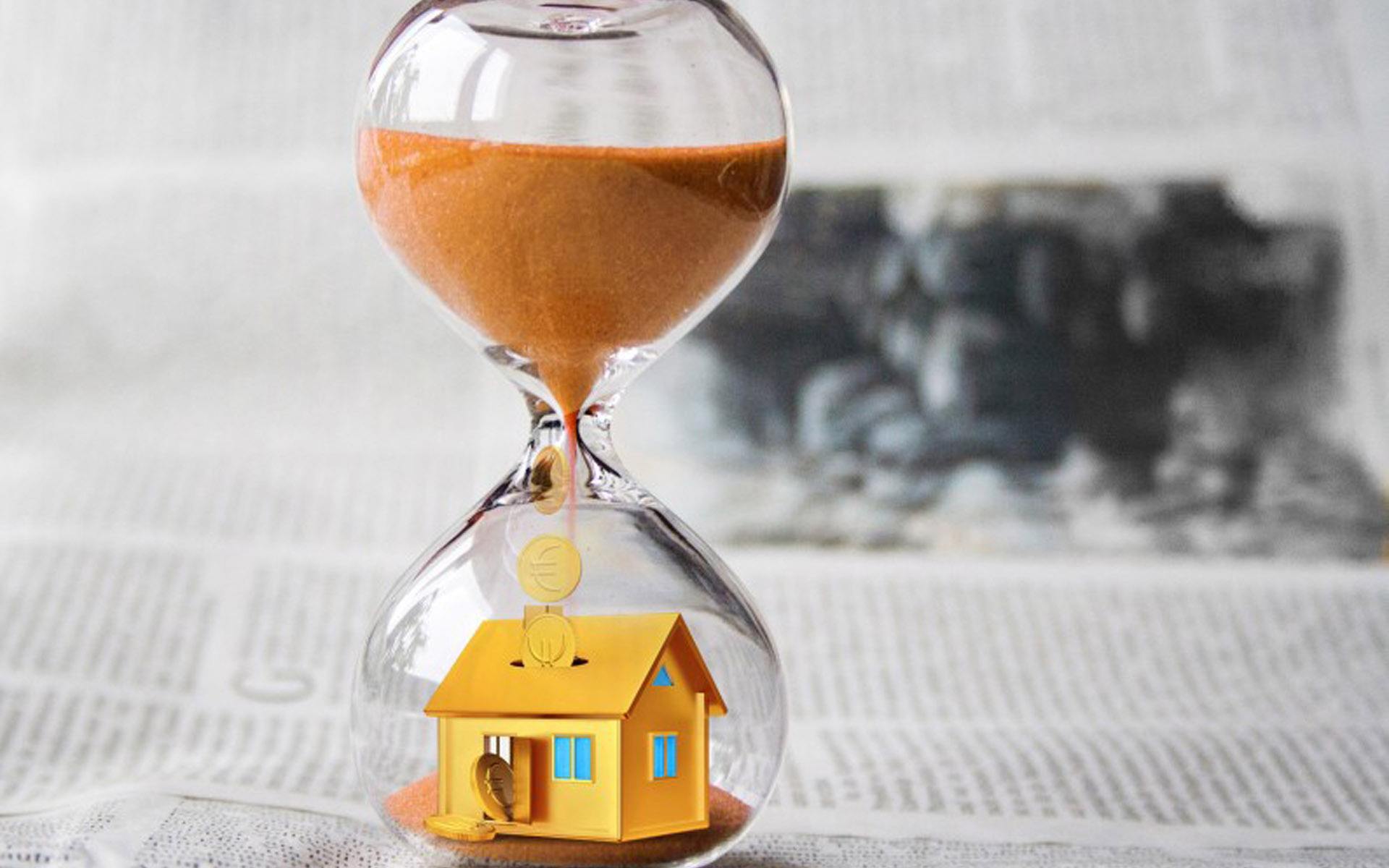 辦公室擺放沙漏風水好嗎?背門而坐的座位對員工有什麼影響?