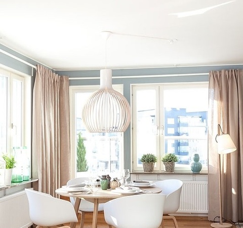 看窗戶是否形成破財格局