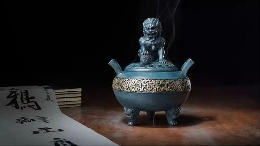 祖墳上放什麼能讓後代大富大貴