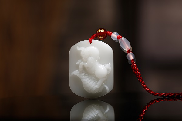 金翅獻珠是屬蛇2018年吉祥物嗎?