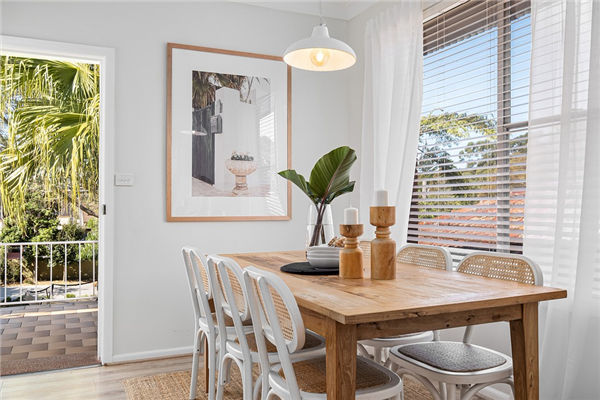 客廳沙發靠東牆好還是靠西牆好