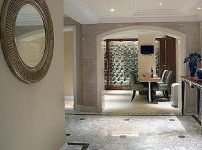 鏡子對著大門怎麼化解?