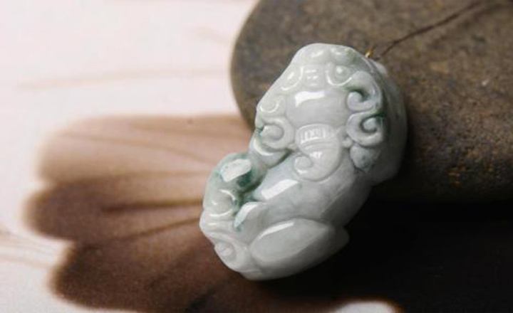 女人適合戴貔貅嗎？適合戴什麼材質貔貅？
