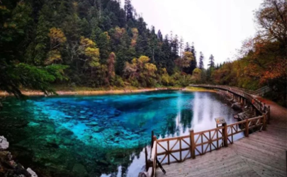 房子建在三岔路口中間風水好嗎？三岔路口的房子如何破解？