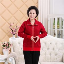 媽媽裝本命紅色秋衣,為什麼本命年穿紅褲衩和紅秋衣呢