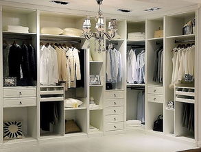 本命佛可以放在衣櫃里嗎,鼠生肖有了本命佛還要再買太歲錦囊嗎?