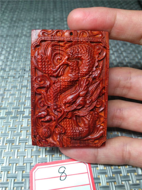 小葉紫檀本命佛的功效,佩戴小葉紫檀佛珠對身體有什麼作用