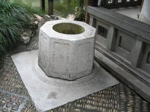 水井正對廟門是什麼風水布局,民房後有古井對著門風水有什麼講