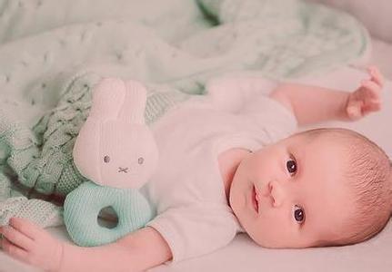 90出生的命缺什麼名字,1990年出生的是什麼命