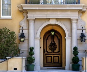 院里放牛槽的風水禁忌,院子圍牆的形狀有哪些風水要求?