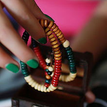 本命佛掛件用繩子還是珠鏈,聽說本命年要掛紅繩,但不掛紅繩,而掛藏式的五彩九乘金剛結可不可