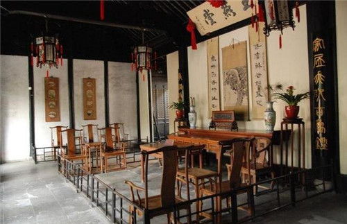 堂屋風水禁忌大全,農村堂屋裝修忌諱多,如何才能避開那些忌諱讓財運自然來?