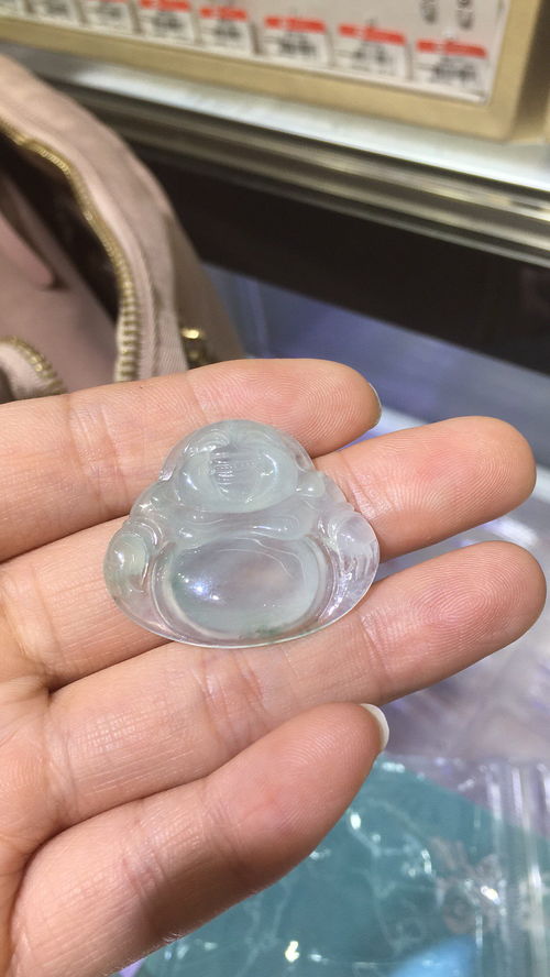 什麼命配什麼頦色的玉,寒命的人戴什麼顏色的玉.翡翠?