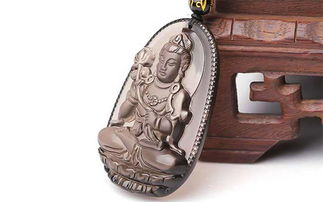 女士狗本命戴什麼佛,狗年本命年應佩帶什麼吉物