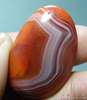 天然南紅瑪瑙本命佛掛件,紅瑪瑙怎樣辨別真假成色自己買了一個本命佛佩戴,看著挺流行,就是