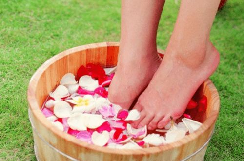 冬天用什麼泡腳好,冬天用什麼泡腳好
