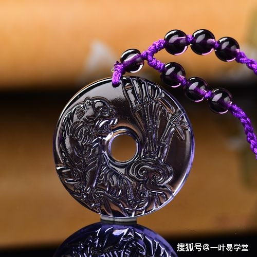 本命屬虎佩戴什麼飾品比較好,虎本命年要佩戴什麼?
