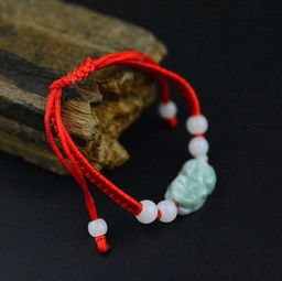 本命戴手鐲是什麼意思,本命年戴什麼飾品