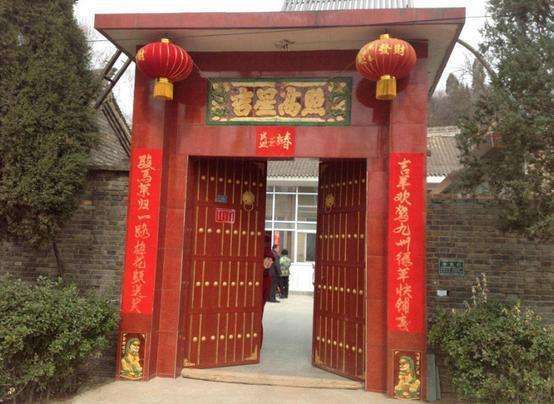 大門對小門風水禁忌,客廳大門對著洗手間小門犯不犯忌諱