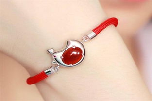 本命戴紅繩子可以洗澡嗎,犯太歲紅繩手鏈洗澡可以帶嗎