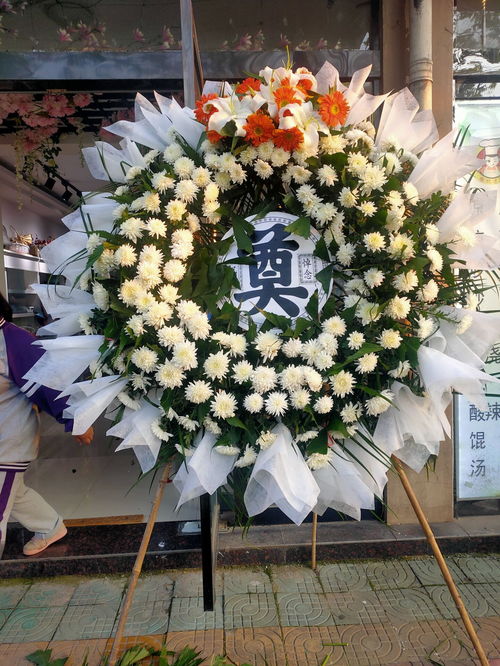 本命可以給別人定花圈么,本命年能戴彩繩嗎