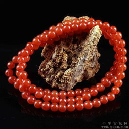 瑪瑙南紅手串本命帶好嗎,大家知道佩戴南紅瑪瑙手鏈有什麼好處嗎