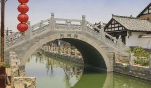 莘的意思及寓意,「莘莘學子」的「莘莘」是什麼意思