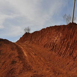 土命人葬什麼山向最好,墓地朝什麼方向好