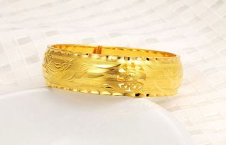 本命佩戴飾品一定真金嗎,本命年可以佩戴的飾品本命年佩戴黃金是辟邪的嗎?那彩金可以嗎?