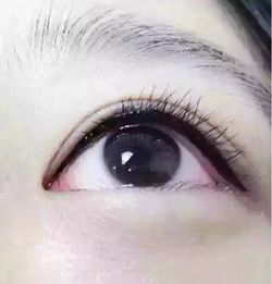 眉毛和眼睛距離遠,眉毛和眼睛距離遠不