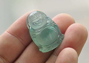 玉蒙雅翡翠本命佛吊墜,屬龍的本命佛玉吊墜戴哪種好,普賢菩薩玉吊墜的好處