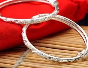 本命佛戴銀的好不好,佩戴銀本命佛比黑曜石的好嗎