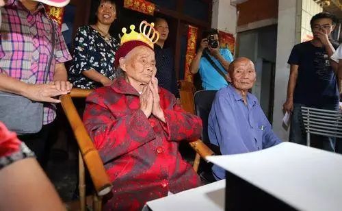 民俗：“人老兩個坎，熬過就長壽”，這“兩坎“是哪年？