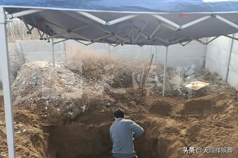 2023年遷墳吉日一覽表,一年中最好的遷墳吉日!
