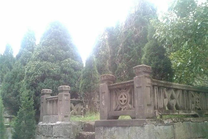 最全墓地風水和喪葬禁忌 ,弄明白了子孫滿堂,富甲一方!