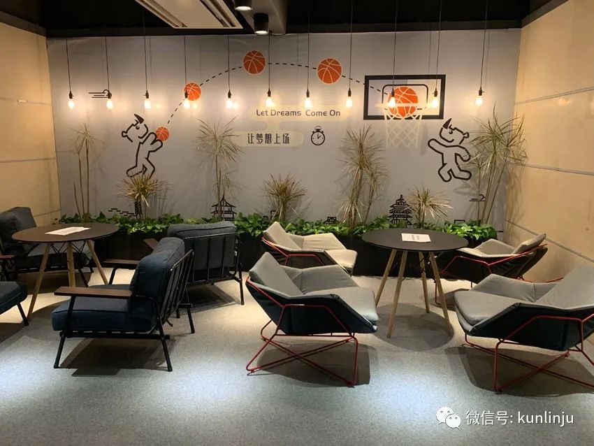 大開間辦公室座位布置朝向何處風水好