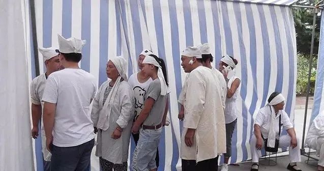 風水先生告 誡：老人死 前三年有預 兆 ！